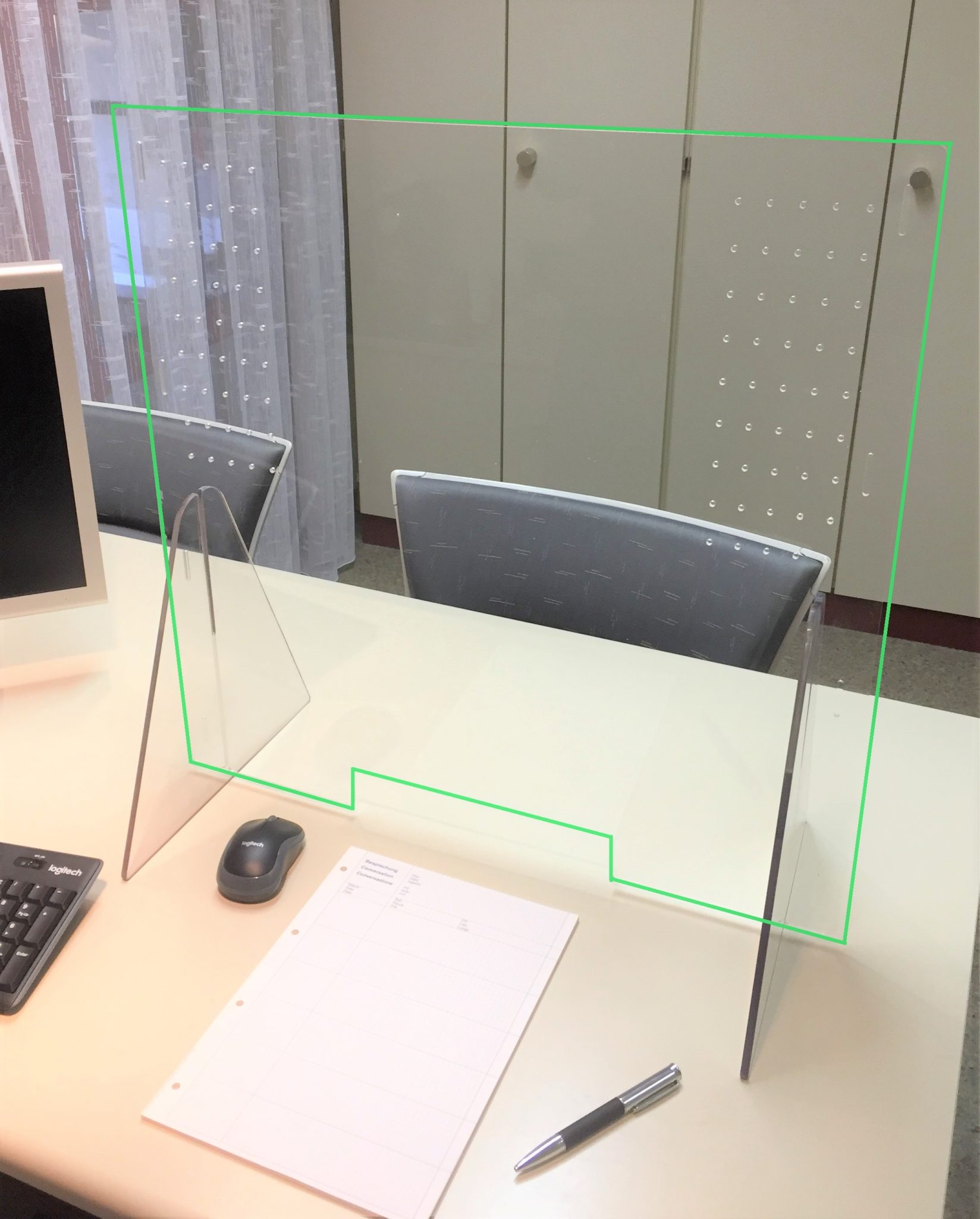 Spuckschutz-Programm MODULUS: 1-Platz-Version (Grund-Set) (grüne Umrandungen = Fotomontage)